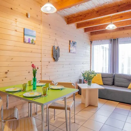 Sunrise-sarbinowo I Lodge *