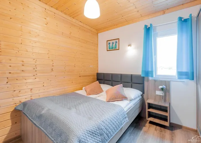 Domek letniskowy Sunrise-sarbinowo I *